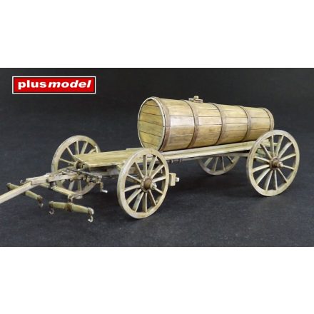 Plus Model Hay wagon with wooden tank makett