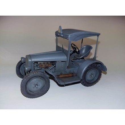 Plus Model Hanomag RL-20 makett