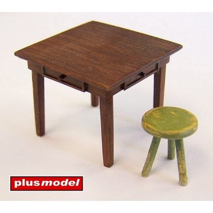 Plus Model Table and seat makett