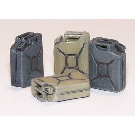 Plus Model German jerrycan (8)