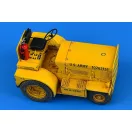 Aerobonus Minneapolis-Moline MT-40 Tow Tractor(US- NAVY) dioráma kiegészítő
