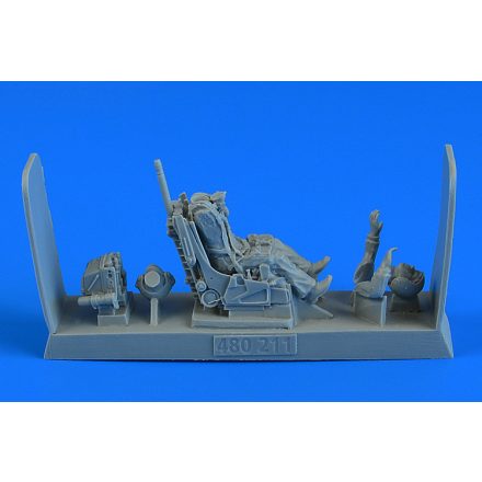 Aerobonus Soviet Fighter Pilot with ejection Seat for Sukhoi Su-27 Flanker (early, late version) (Academy, Eduard, Hobby Boss)