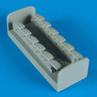   Quickboost Bf 109E exhaust for Hasegawa kit műgyanta repülő kiegészítő