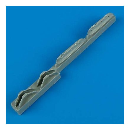 Quickboost North-American P-51D Mustang pylons (Trumpeter)