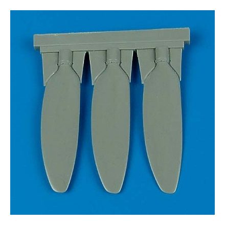 Quickboost Junkers Ju-87D/Ju-87G 'Stuka' VS 111 (Hasegawa)