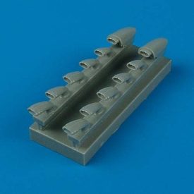   Quickboost Junkers Ju-87D-1 'Stuka' /Junkers Ju-87D-3 'Stuka' early exhaust (Hasegawa)