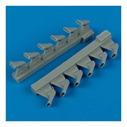 Quickboost Supermarine Spitfire Mk.IX exhaust - fishtail (Hasegawa)