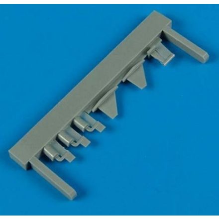 Quickboost Sukhoi Su-25K/Su-25UBK Frogfoot antennas (Trumpeter)