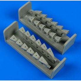   Quickboost Heinkel He-111H-1/He-111H-3/He-111H-6/He-111H-8 exhaust (Revell)