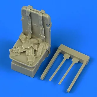   Quickboost P-51D Mustang seat with safety belts műgyanta repülő kiegészítő