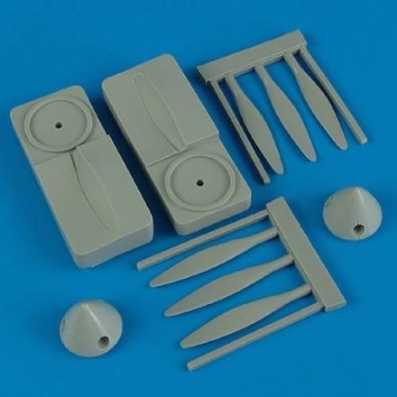 Quickboost Lockheed P-38 Lightning propeller with tool (Hasegawa)