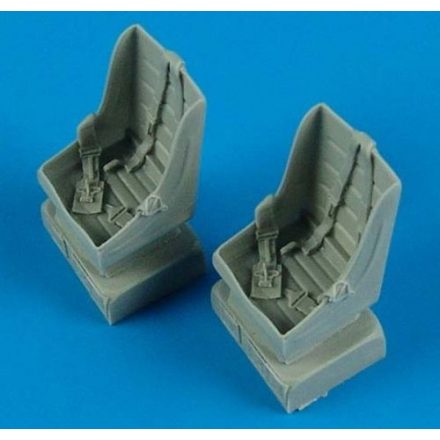Quickboost North-American T-28B/T-28D Trojan seats with safety belts (Roden)