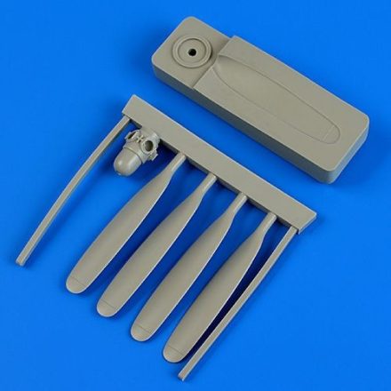 Quickboost Vought F4U-5 Corsair propeller w/tool (Hobby Boss)