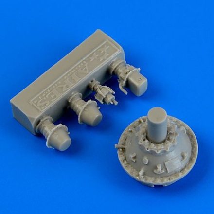 Quickboost Vought F4U-5 Corsair correct engine redactor (Hobby Boss)