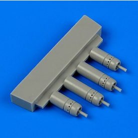   Quickboost Vought F4U-5 Corsair gun barrels without pylons (Hasegawa)