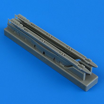 Quickboost SEPECAT Jaguar GR.1/GR.1a - Upper Pylons with Adapters (Airfix)