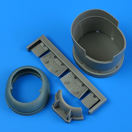 Quickboost Grumman F6F-5 Hellcat - Early Cowling and Cooling Flaps / Opened (Eduard)