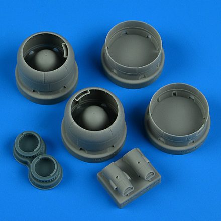 Quickboost Consolidated PBY-5 Catalina - Correct Cowlings Closed Flaps (Academy)