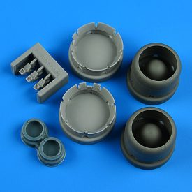   Quickboost Consolidated PBY-3 / PBY-4 Catalina - Correct Cowlings Opened Flaps (Academy, Hobby 2000)