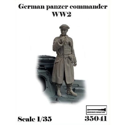 Ardennes Miniature German panzer commander WW2 makett