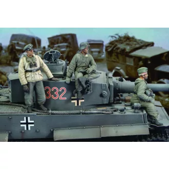   Royal Model German crew Tiger I - Eastern Front-WWII figura készlet
