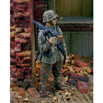   Royal Model SS - Panzergranadier 12th SS Pz. Div. '44 műgyanta harcjármű kiegészítő