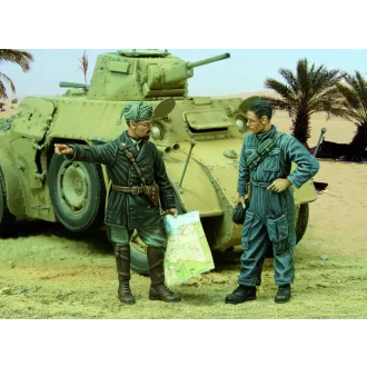 Royal Model Italian Captain and tanker-WWII figura készlet