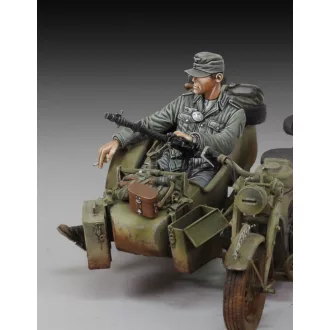 Royal Model German infantry Cigarette Break figura készlet