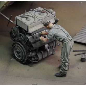 Royal Model German infantry at work figura készlet