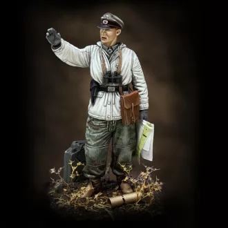   Royal Model German tanker in winter dress - WWII figura készlet