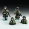 Royal Model German tank crew in winter dress - WWII figura készlet