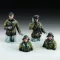 Royal Model German tank crew in winter dress - WWII figura készlet