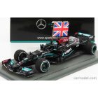 SPARK-MODEL MERCEDES F1 W12 MERCEDES M12 EQ POWER+ TEAM AMG PETRONAS MOTORSPORT FORMULA ONE N 44 WINNER BRITISH SILVERSTONE GP (WITH FLAG) 2021 LEWIS HAMILTON