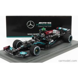   SPARK-MODEL MERCEDES F1 W12 MERCEDES M12 EQ POWER+ TEAM AMG PETRONAS MOTORSPORT FORMULA ONE N 44 WINNER BRAZILIAN GP 2021 LEWIS HAMILTON - WITH FIGURE AND FLAG