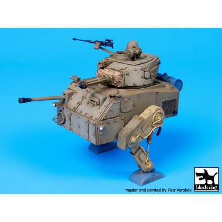 Black Dog XP-M4 Sherman army vers Little John