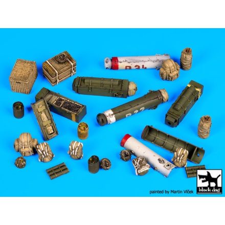 Black Dog British paratrooper equipment accessories set