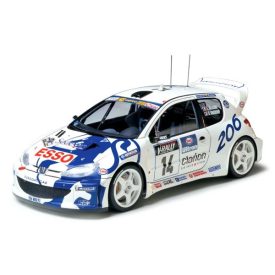 Tamiya Peugeot 206 WRC makett