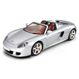 Tamiya Porsche Carrera GT makett