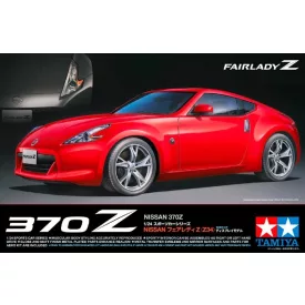 Tamiya Nissan 370Z makett