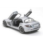 Tamiya Mercedes-Benz SLR722 makett