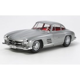 Tamiya Mercedes Benz 300SL makett