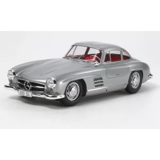 Tamiya Mercedes Benz 300SL autómakett
