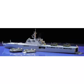 Tamiya JMSDF Defense Ship LST-4001 Ohsumi makett