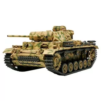   Tamiya Panzerkampfwagen III Ausf.L Sd.Kfz.141/1 harcjármű makett