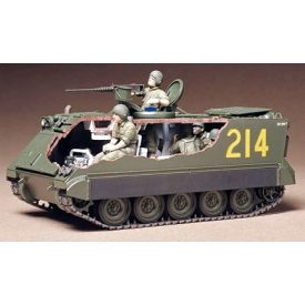 Tamiya US Personal Carrier M113 A.P.C makett