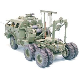 Tamiya M26 Armored Tank Recovery makett