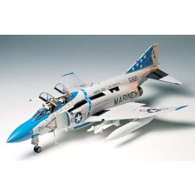 Tamiya McDonnell F-4 J Phantom II makett