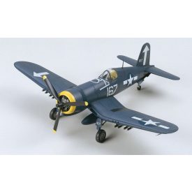 Tamiya Vought F4U-1D Corsair makett