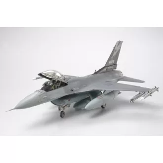 Tamiya Lockeed F-16C Fighting Falcon ANG repülőgép makett