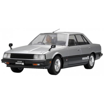 Tamiya Nissan Skyline 2000RS makett